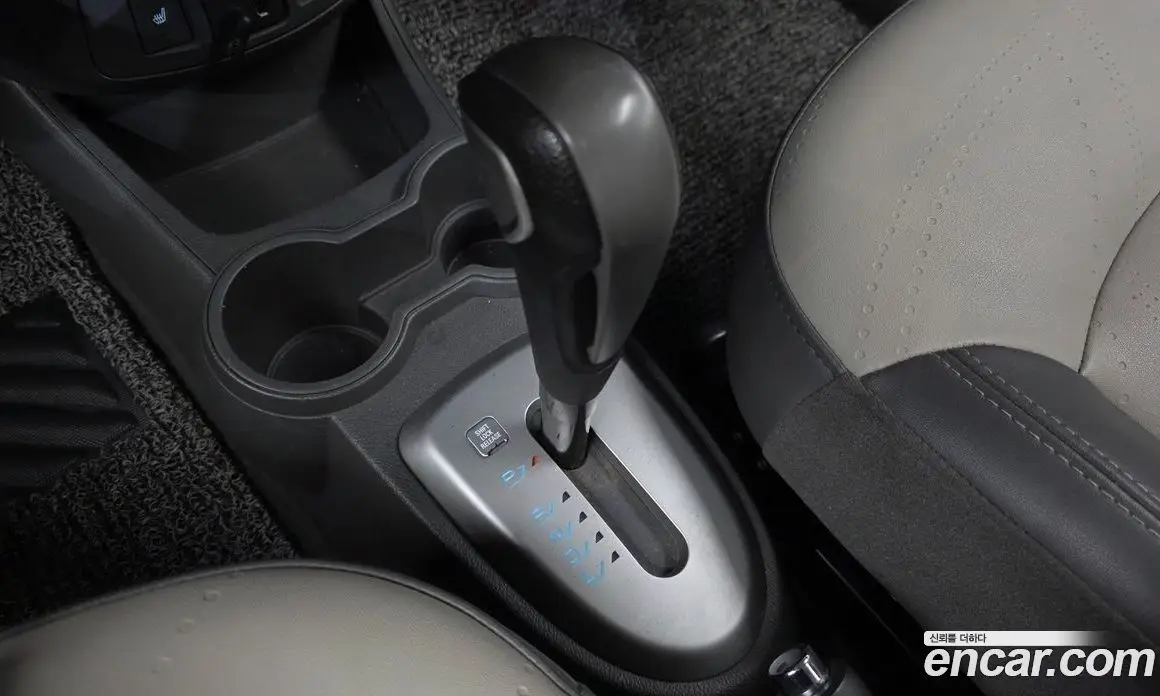 Chevrolet Spark 2014 1.0 автомат (гидро), фото 9