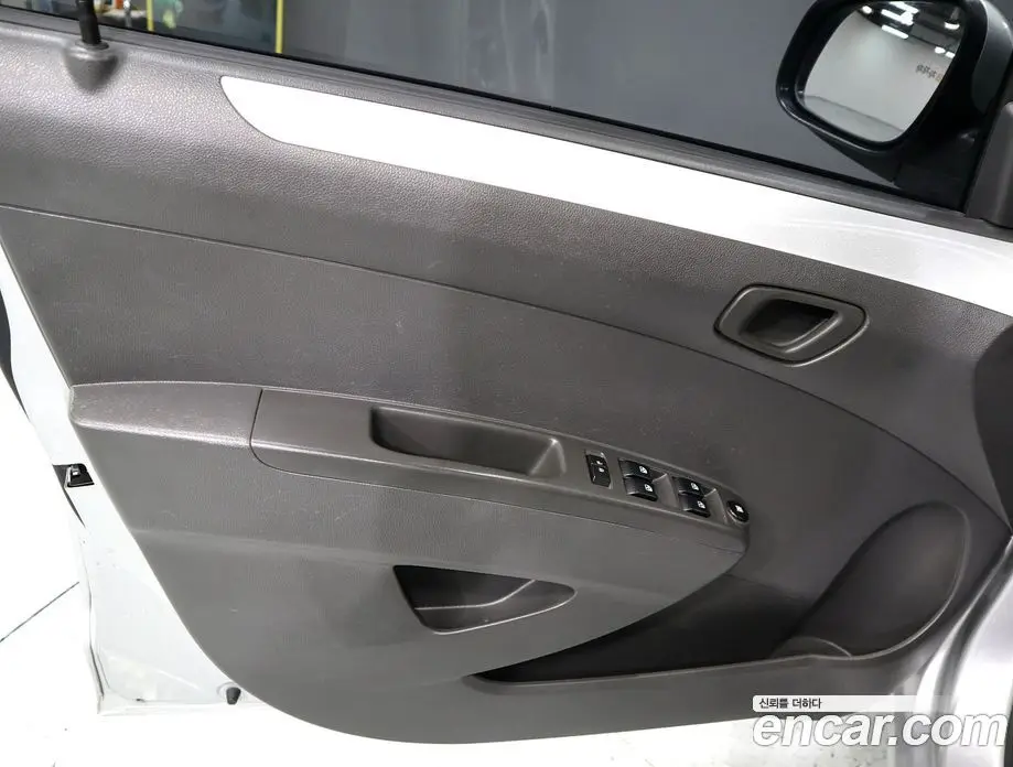 Chevrolet Spark 2015 1.0 автомат (гидро), фото 15 Chevrolet Spark 2015 1.0 автомат (гидро), фото 15