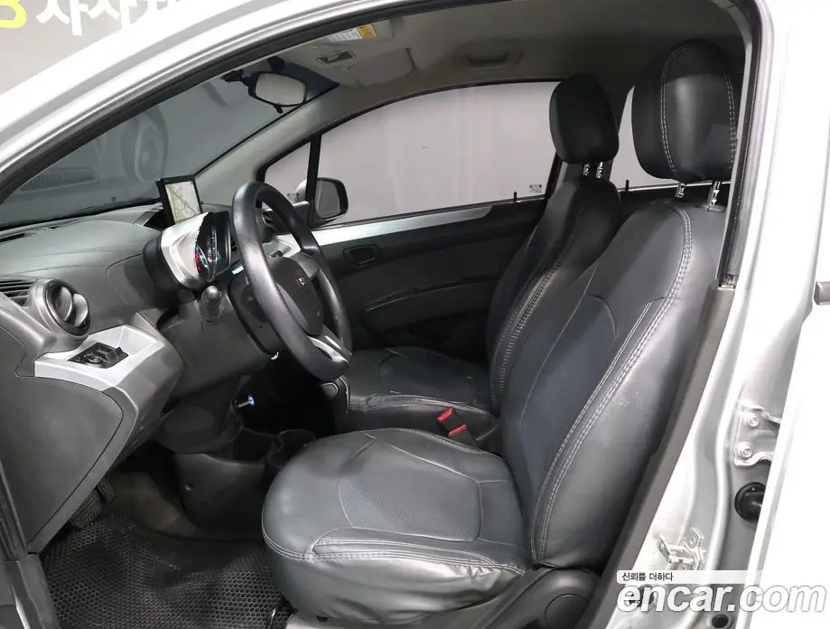 Chevrolet Spark 2015 1.0 автомат (гидро), фото 16 Chevrolet Spark 2015 1.0 автомат (гидро), фото 16