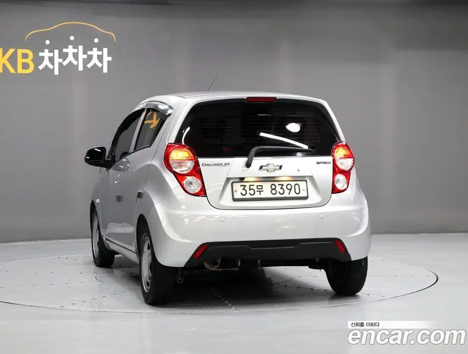 Chevrolet Spark 2015 1.0 автомат (гидро), фото 4 Chevrolet Spark 2015 1.0 автомат (гидро), фото 4