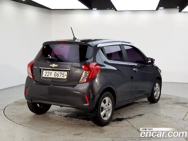 Chevrolet Spark 2015 1.0 автомат (гидро), миниатюра 4 Chevrolet Spark 2015 1.0 автомат (гидро), миниатюра 4