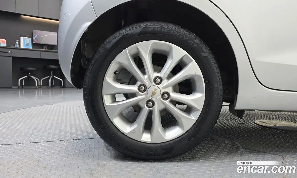 Chevrolet Spark 2019 1.0 автомат (гидро), фото 5 Chevrolet Spark 2019 1.0 автомат (гидро), фото 5
