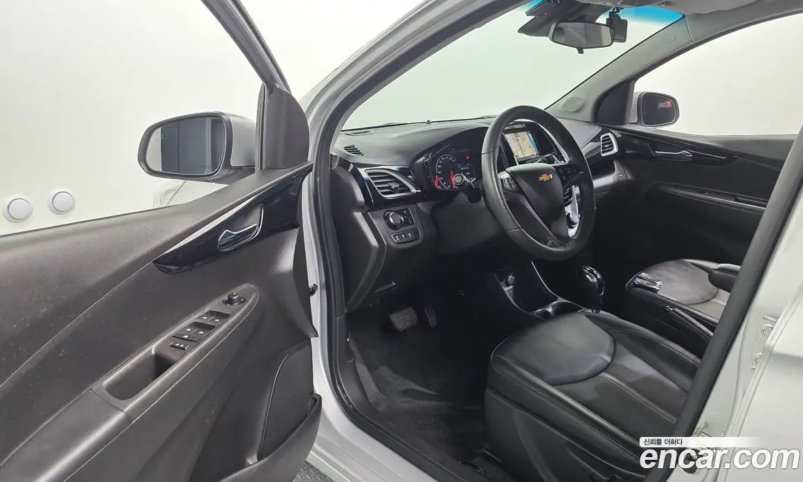 Chevrolet Spark 2019 1.0 автомат (гидро), фото 10 Chevrolet Spark 2019 1.0 автомат (гидро), фото 10