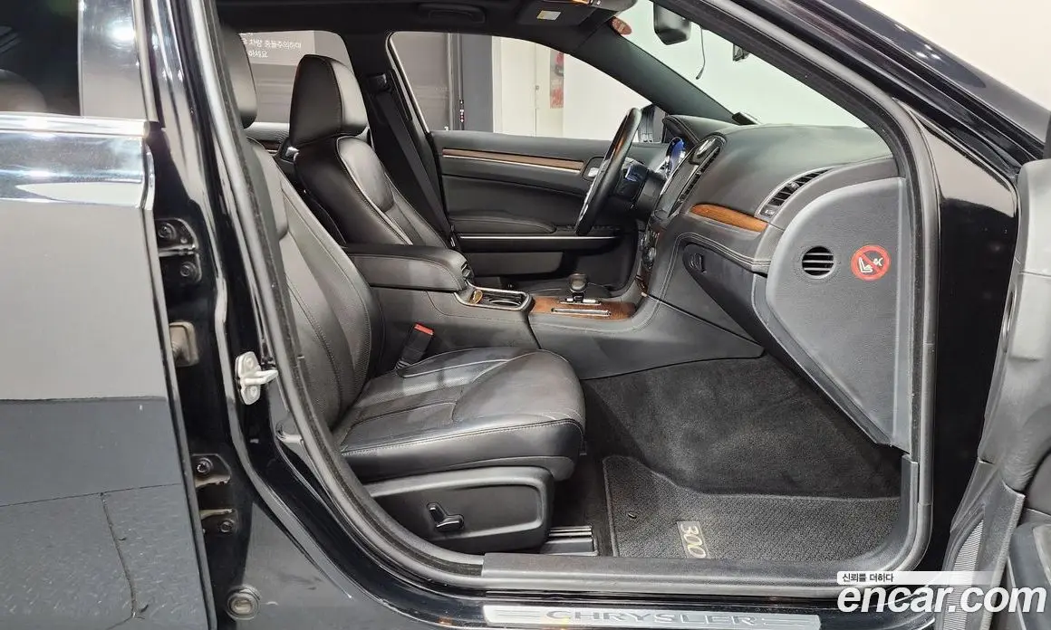 Chrysler 300C 2014 3.6 автомат (гидро), фото 11