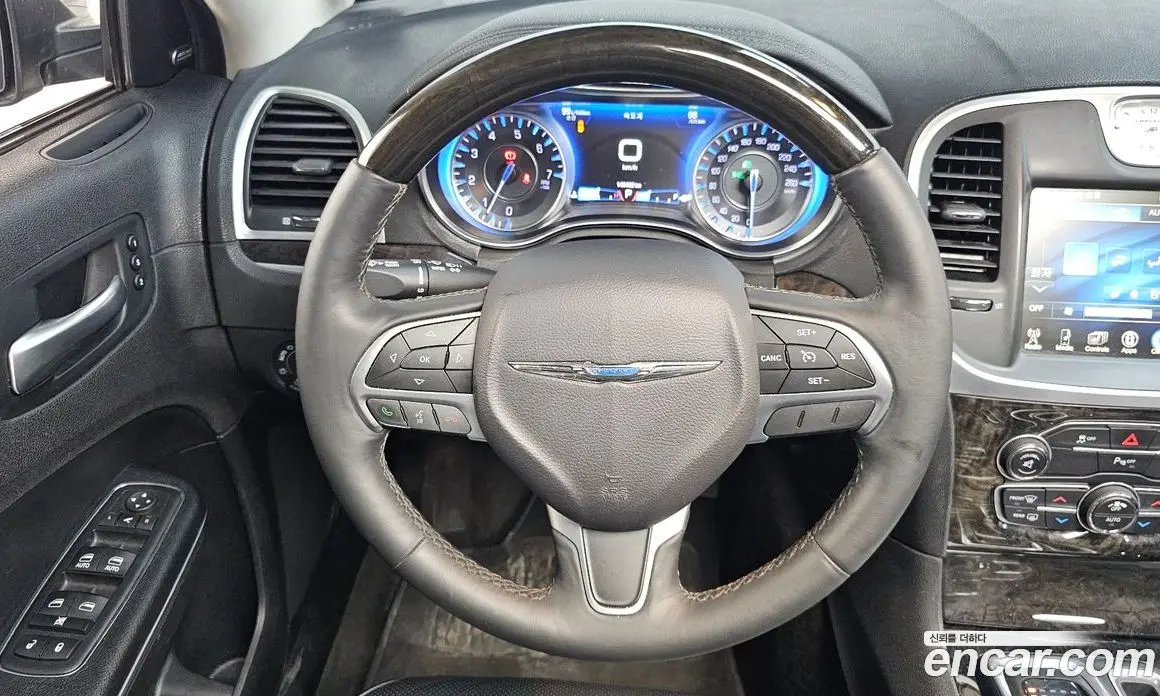 Chrysler 300C 2016 3.6 автомат (гидро), фото 13