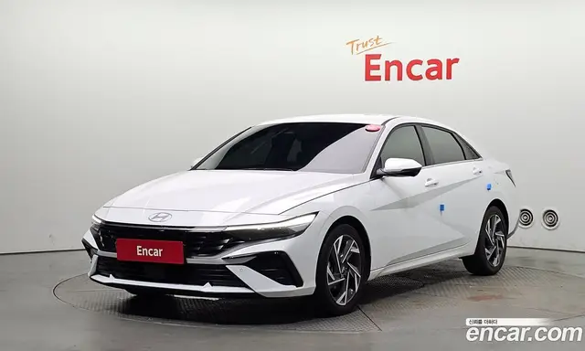 Hyundai Avante, 2023, 33 722 км