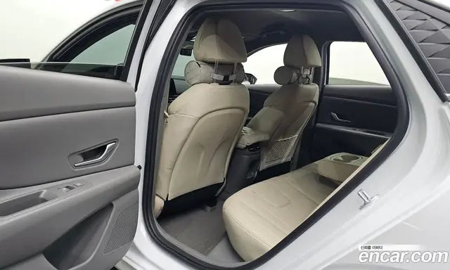 Hyundai Avante 2023 1.6 автомат (гидро), миниатюра 11 Hyundai Avante 2023 1.6 автомат (гидро), миниатюра 11