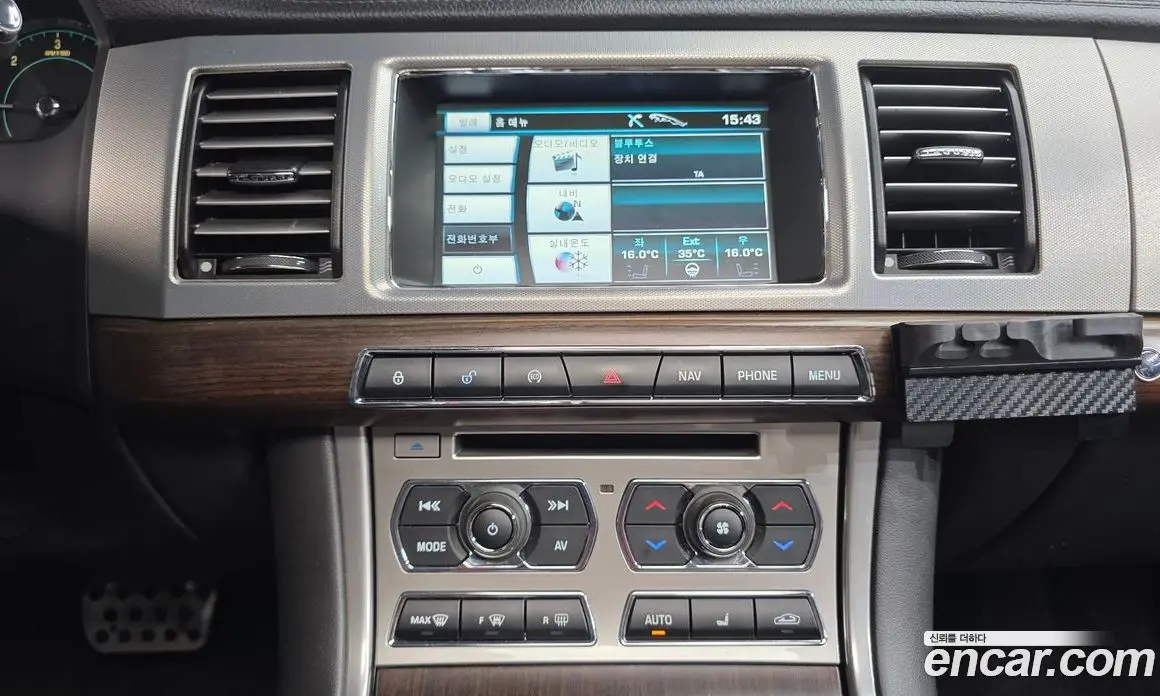 Jaguar XF 2012 2.2 автомат (гидро), фото 16