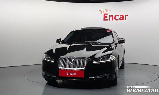 Jaguar XF 2012 2.2 автомат (гидро), миниатюра 3