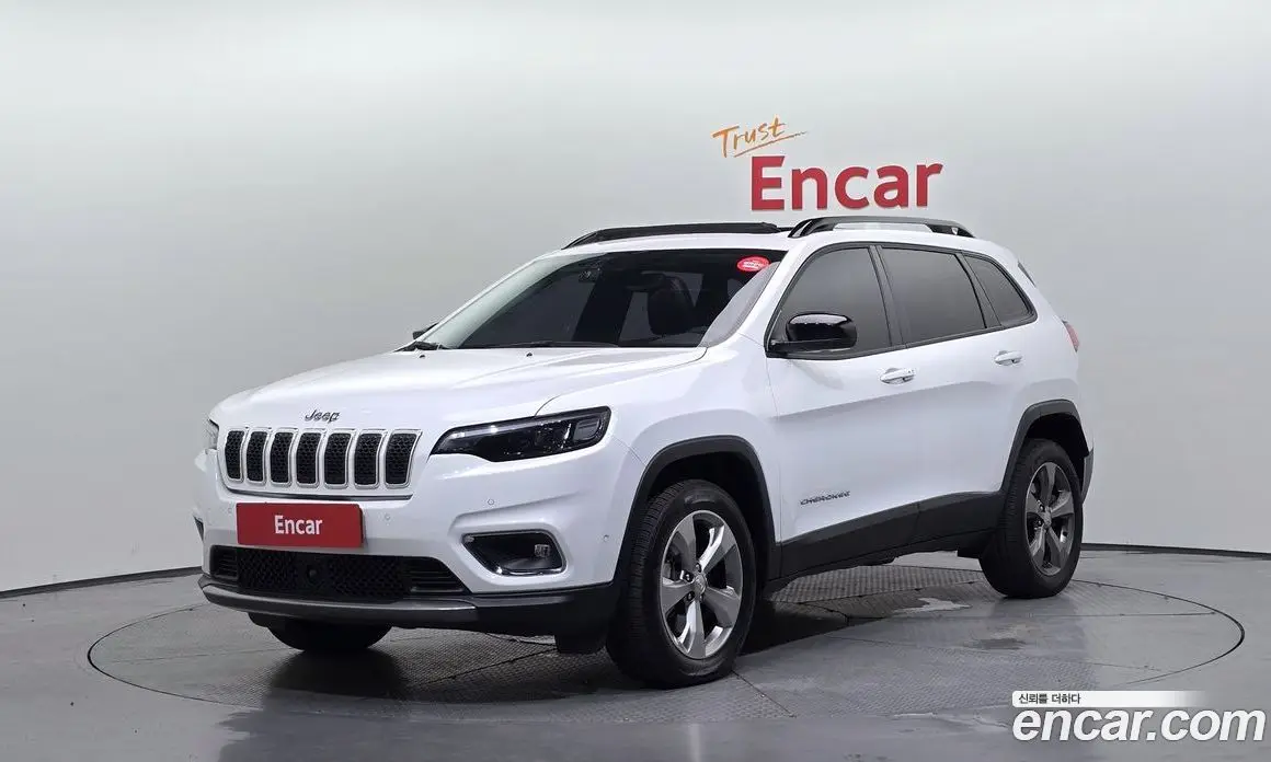 Jeep Cherokee 2022 2.4 автомат (гидро), фото 1 Jeep Cherokee 2022 2.4 автомат (гидро), фото 1