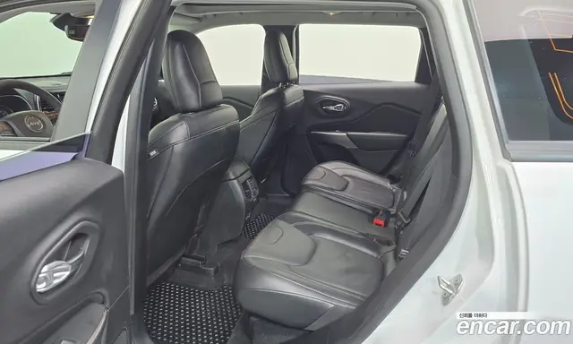 Jeep Cherokee 2022 2.4 автомат (гидро), миниатюра 11 Jeep Cherokee 2022 2.4 автомат (гидро), миниатюра 11