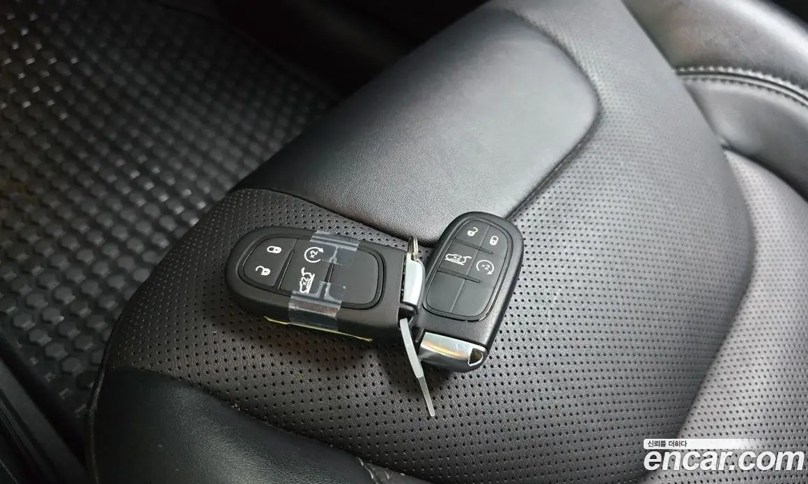 Jeep Cherokee 2022 2.4 автомат (гидро), фото 18 Jeep Cherokee 2022 2.4 автомат (гидро), фото 18