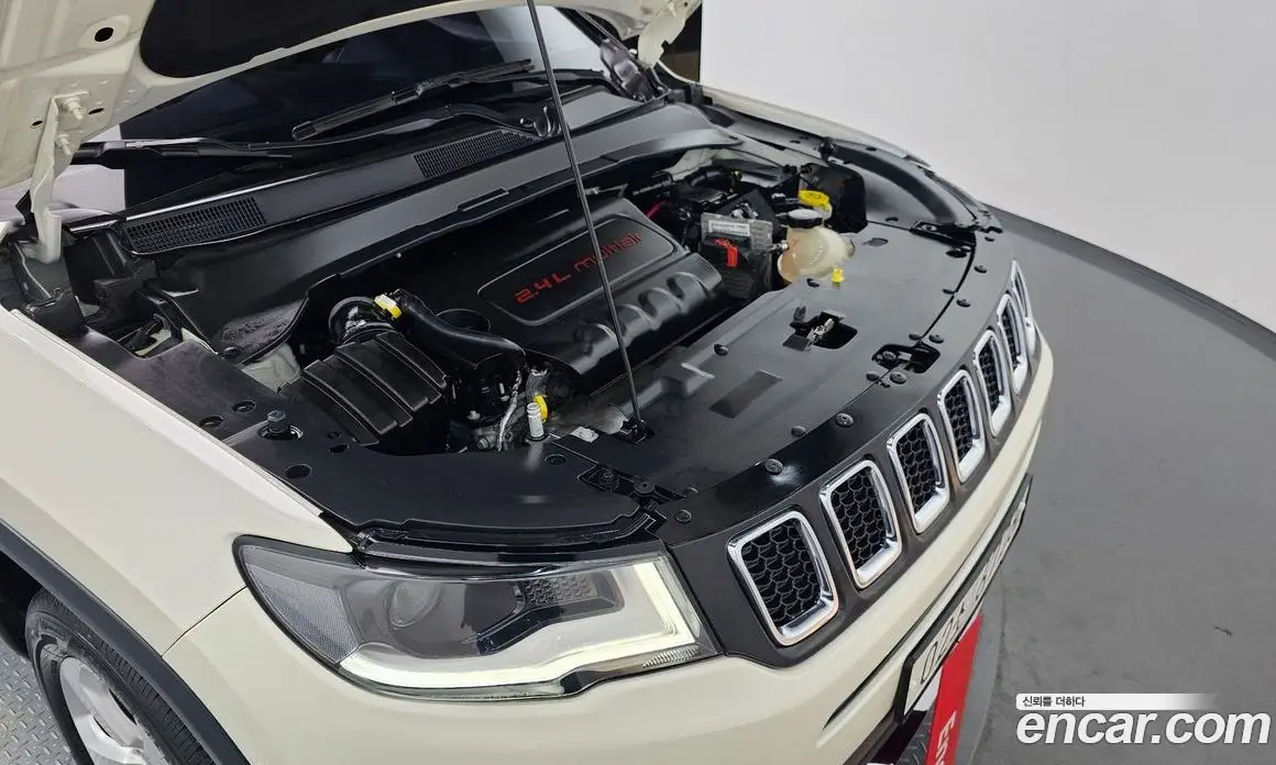 Jeep Compass 2018 2.4 автомат (гидро), фото 6 Jeep Compass 2018 2.4 автомат (гидро), фото 6