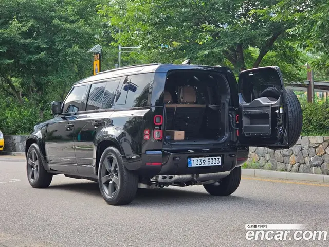 Land Rover Defender 2026 3.0 автомат (гидро), миниатюра 11 Land Rover Defender 2026 3.0 автомат (гидро), миниатюра 11
