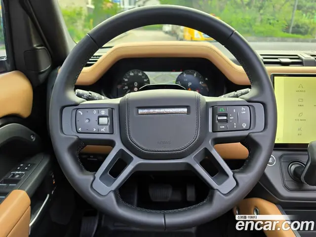 Land Rover Defender 2026 3.0 автомат (гидро), миниатюра 6 Land Rover Defender 2026 3.0 автомат (гидро), миниатюра 6