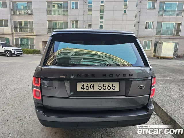 Land Rover Range Rover 2015 4.4 автомат (гидро), миниатюра 4 Land Rover Range Rover 2015 4.4 автомат (гидро), миниатюра 4