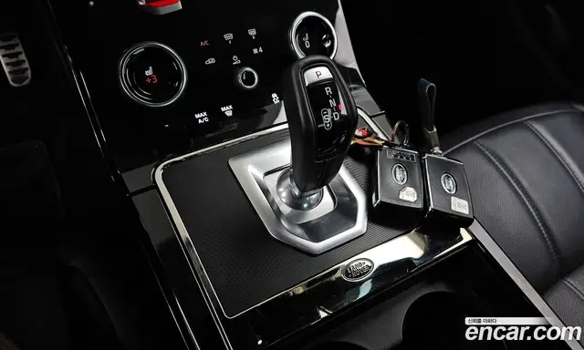 Land Rover Range Rover Evoque 2021 2.0 автомат (гидро), миниатюра 9 Land Rover Range Rover Evoque 2021 2.0 автомат (гидро), миниатюра 9