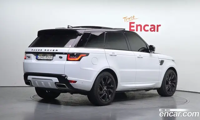 Land Rover Range Rover Sport 2019 3.0 автомат (гидро), миниатюра 2 Land Rover Range Rover Sport 2019 3.0 автомат (гидро), миниатюра 2