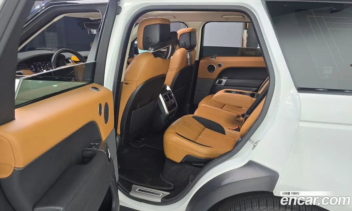 Land Rover Range Rover Sport 2019 3.0 автомат (гидро), фото 11 Land Rover Range Rover Sport 2019 3.0 автомат (гидро), фото 11