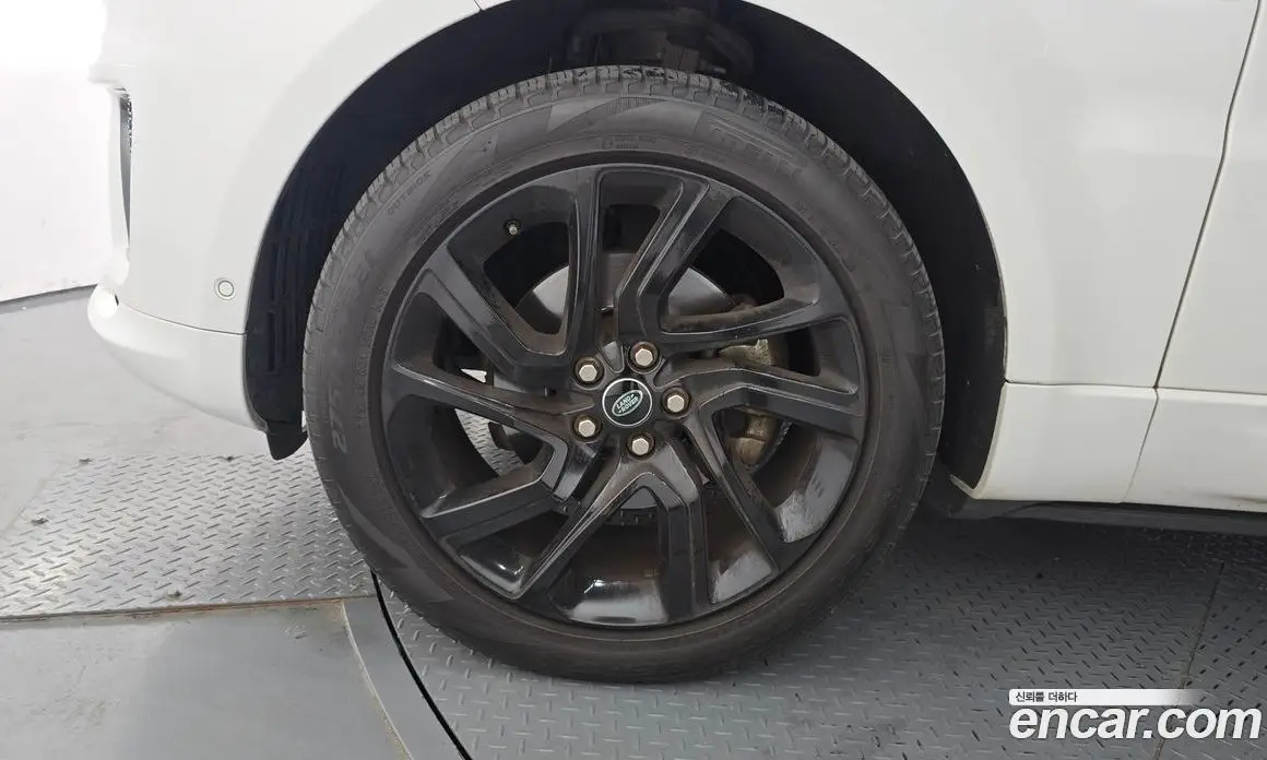Land Rover Range Rover Sport 2019 3.0 автомат (гидро), фото 5 Land Rover Range Rover Sport 2019 3.0 автомат (гидро), фото 5