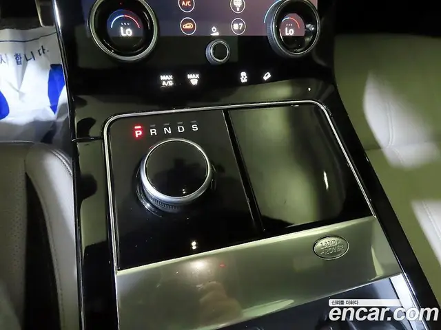 Land Rover Range Rover Velar 2017 2.0 автомат (гидро), миниатюра 12
