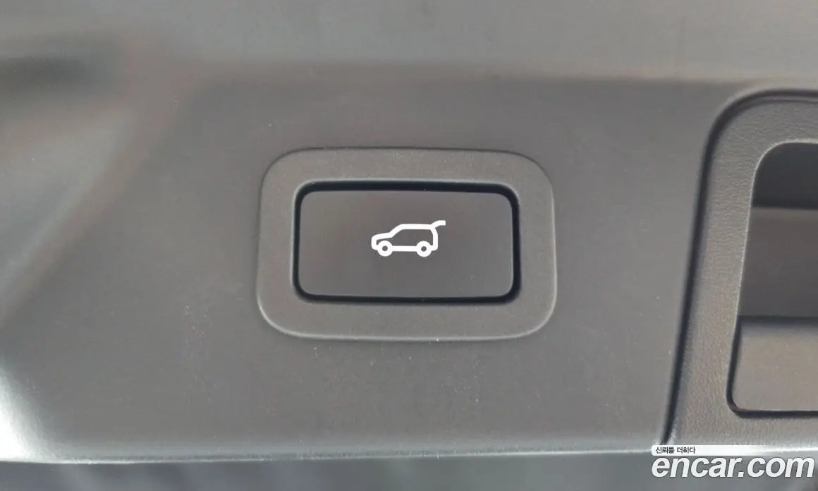 Land Rover Range Rover Velar 2019 2.0 автомат (гидро), фото 18