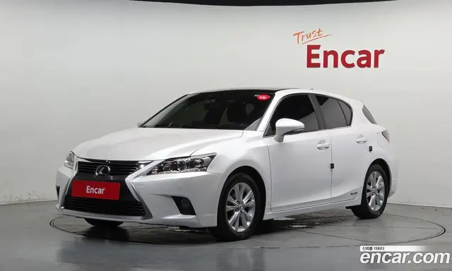 Lexus CT200h, 2016, 78 408 км