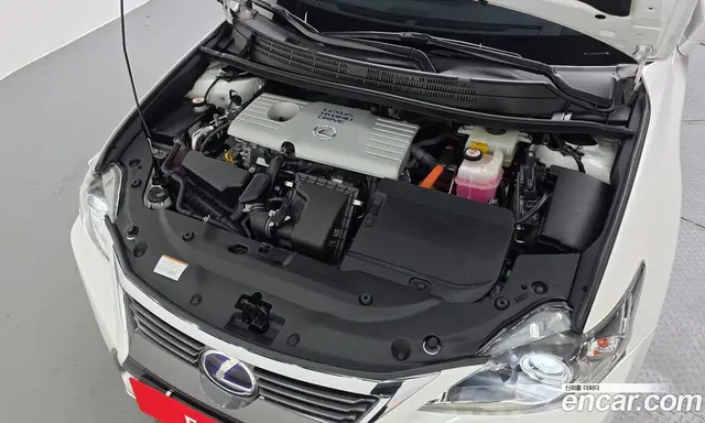 Lexus CT200h 2016 1.8 автомат (гидро), миниатюра 6
