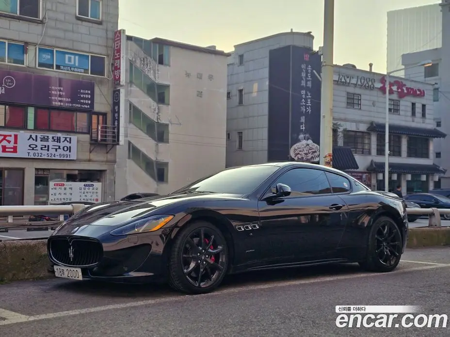 Maserati GranTurismo 2015 4.7 автомат (гидро), фото 16