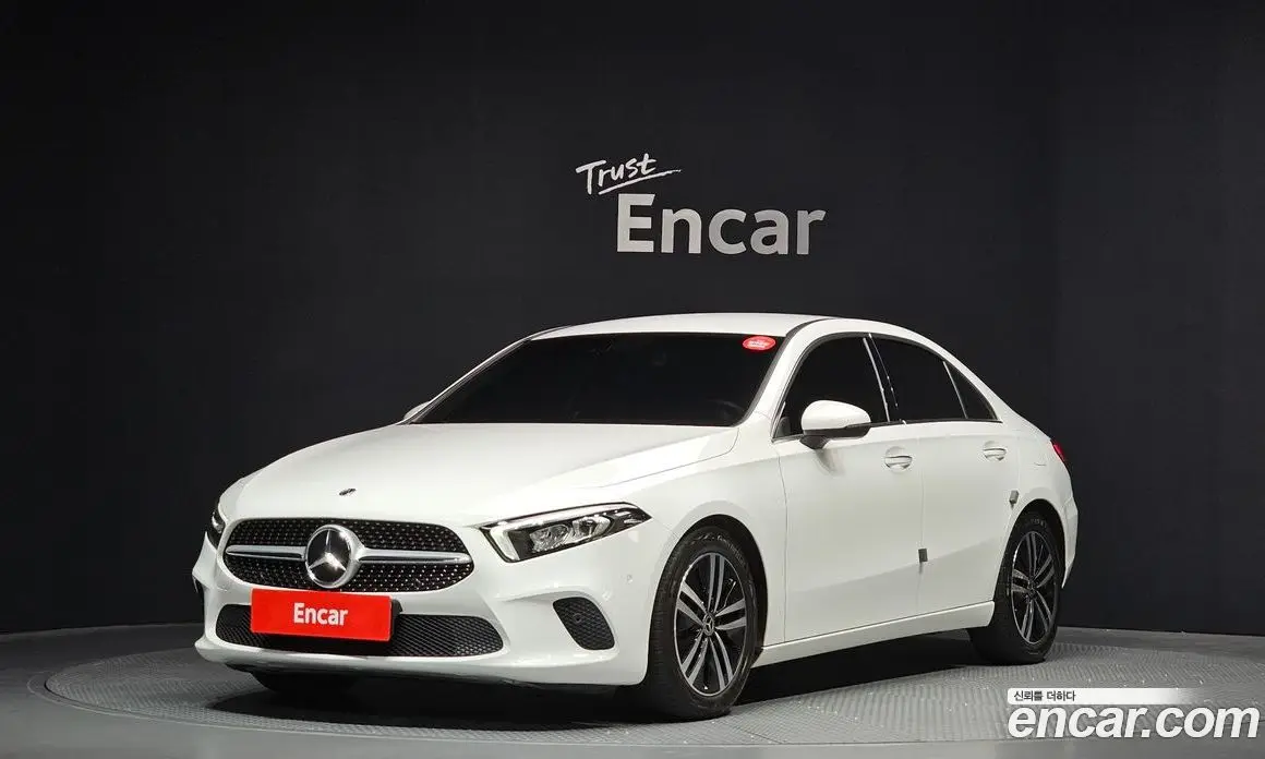 Mercedes-Benz A-Class 2021 2.0 автомат (гидро), фото 1 Mercedes-Benz A-Class 2021 2.0 автомат (гидро), фото 1