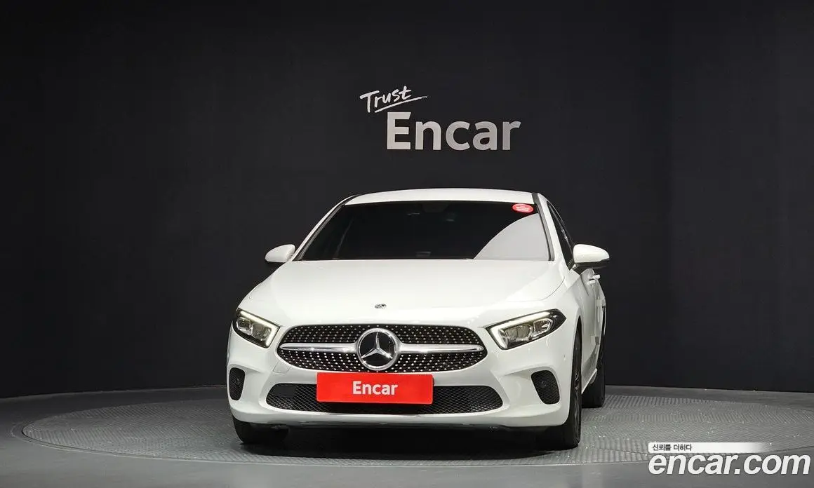 Mercedes-Benz A-Class 2021 2.0 автомат (гидро), фото 3 Mercedes-Benz A-Class 2021 2.0 автомат (гидро), фото 3