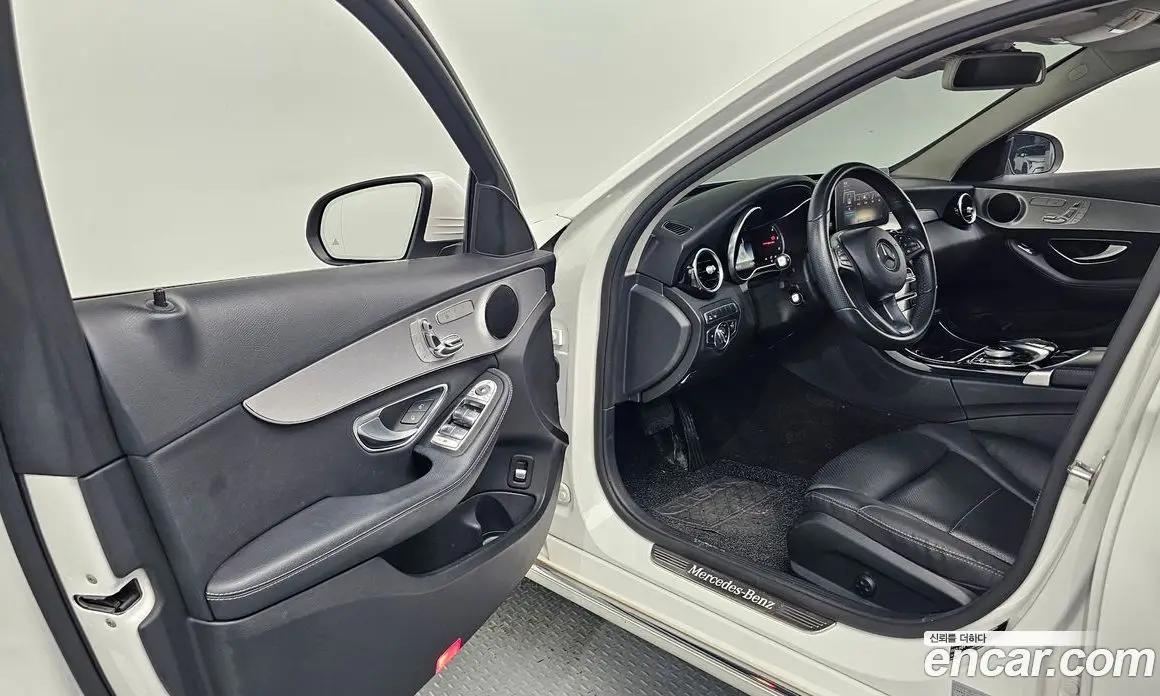 Mercedes-Benz C-Class 2018 2.1 автомат (гидро), фото 10 Mercedes-Benz C-Class 2018 2.1 автомат (гидро), фото 10