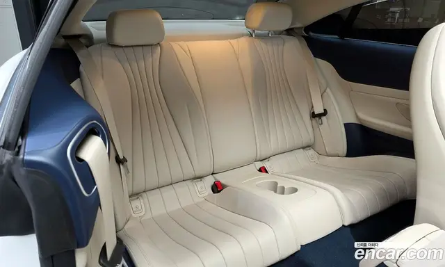 Mercedes-Benz E-Class 2023 2.0 автомат (гидро), миниатюра 12
