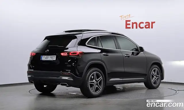 Mercedes-Benz GLA-Class 2020 2.0 автомат (гидро), миниатюра 2