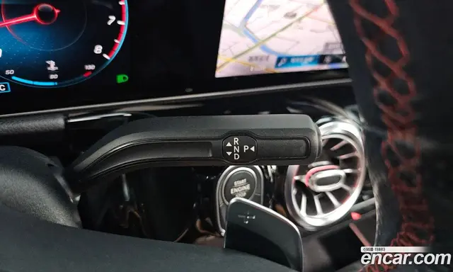 Mercedes-Benz GLA-Class 2020 2.0 автомат (гидро), миниатюра 9