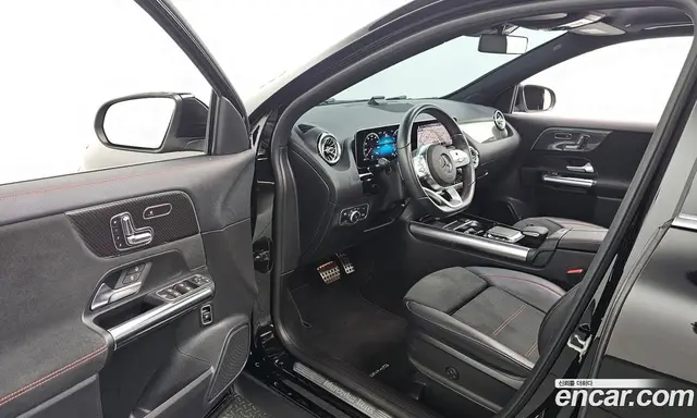 Mercedes-Benz GLA-Class 2020 2.0 автомат (гидро), миниатюра 10