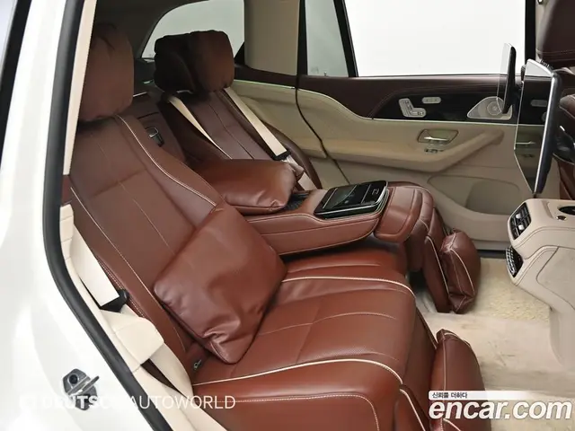 Mercedes-Benz GLS-Class 2023 4.0 автомат (гидро), миниатюра 12