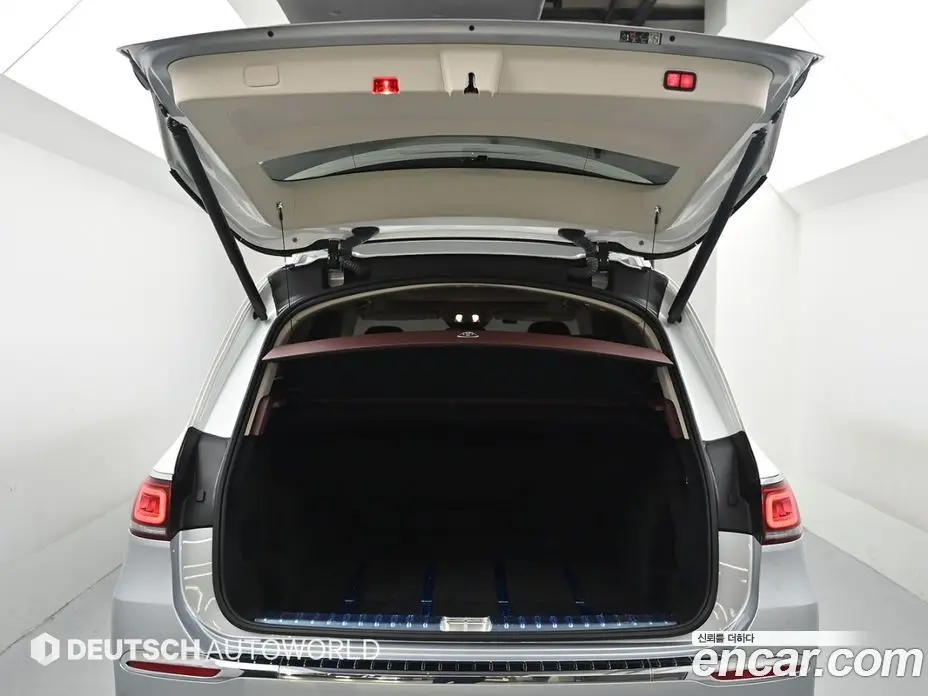 Mercedes-Benz GLS-Class 2023 4.0 автомат (гидро), фото 19
