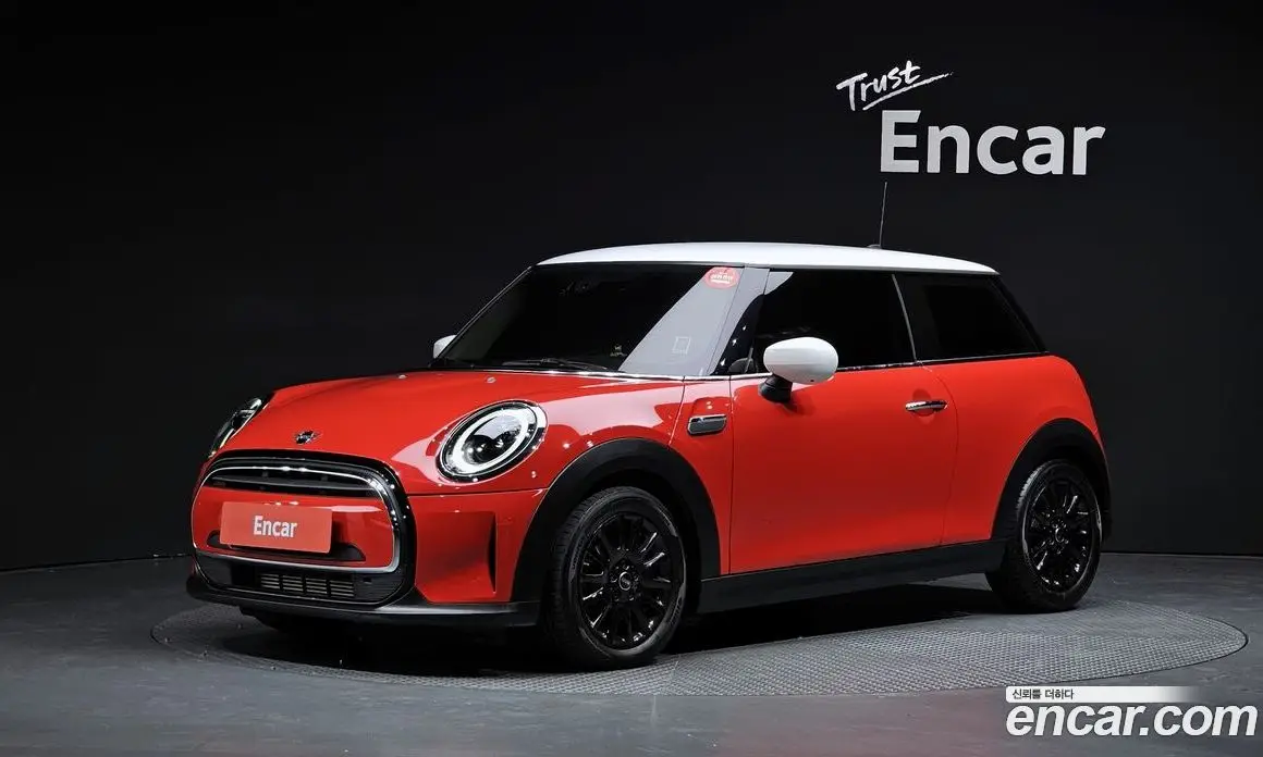 Mini Cooper 2023 1.5 автомат (гидро), фото 1 Mini Cooper 2023 1.5 автомат (гидро), фото 1