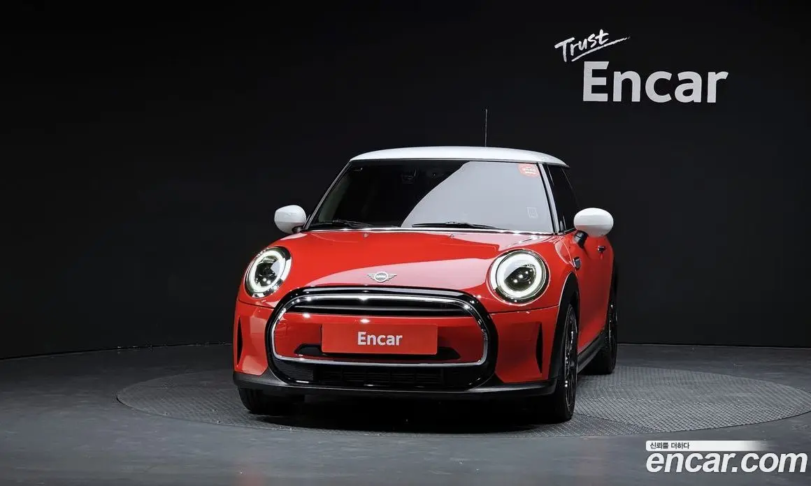 Mini Cooper 2023 1.5 автомат (гидро), фото 3 Mini Cooper 2023 1.5 автомат (гидро), фото 3