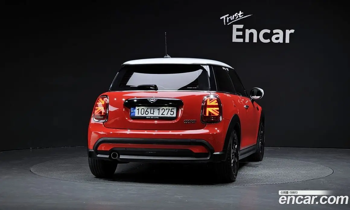 Mini Cooper 2023 1.5 автомат (гидро), фото 4 Mini Cooper 2023 1.5 автомат (гидро), фото 4