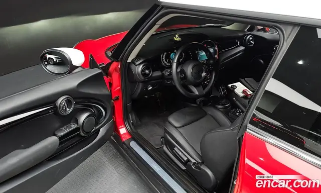 Mini Cooper 2023 1.5 автомат (гидро), миниатюра 10 Mini Cooper 2023 1.5 автомат (гидро), миниатюра 10