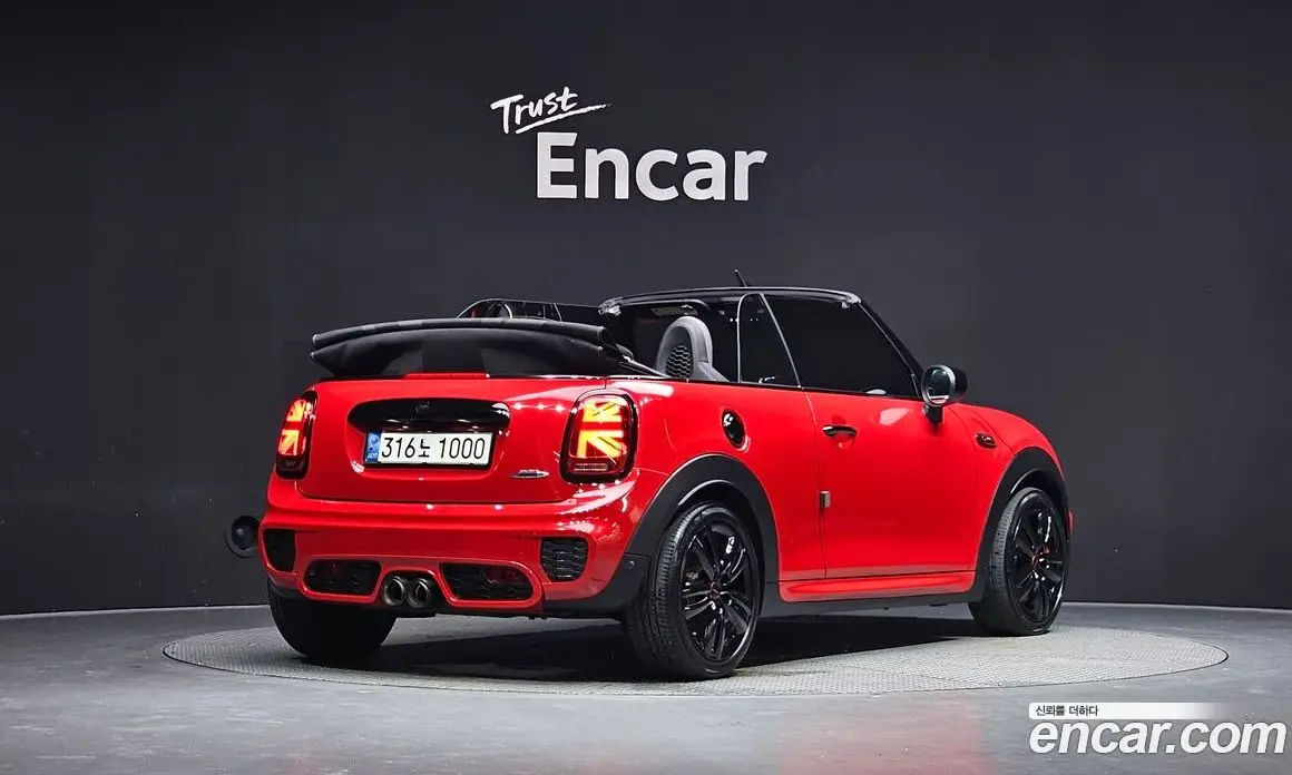 Mini Cooper Convertible 2019 2.0 автомат (гидро), фото 2 Mini Cooper Convertible 2019 2.0 автомат (гидро), фото 2