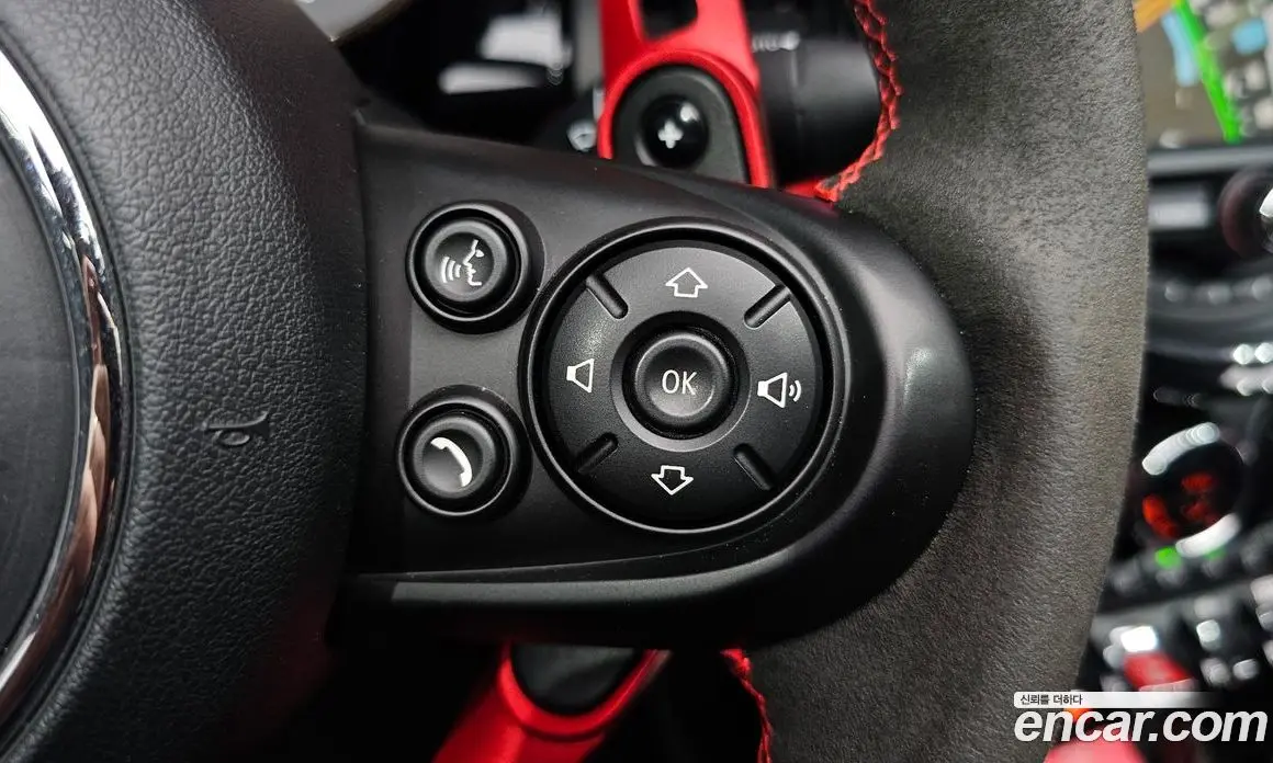 Mini Cooper Convertible 2019 2.0 автомат (гидро), фото 13 Mini Cooper Convertible 2019 2.0 автомат (гидро), фото 13