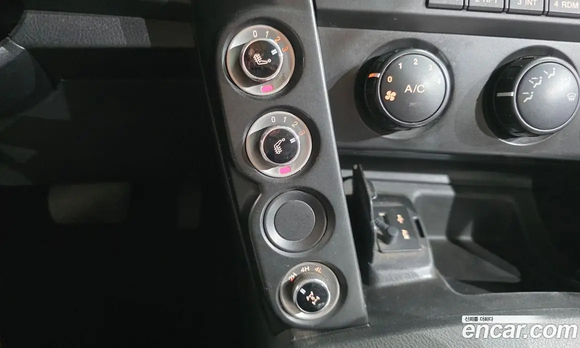 SsangYong Korando 2016 2.0 автомат (гидро), фото 17