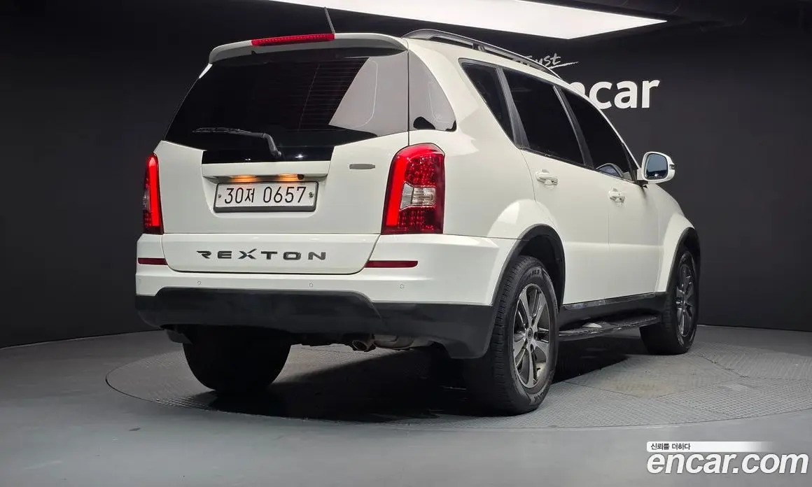 SsangYong Rexton 2016 2.2 автомат (гидро), фото 2 SsangYong Rexton 2016 2.2 автомат (гидро), фото 2