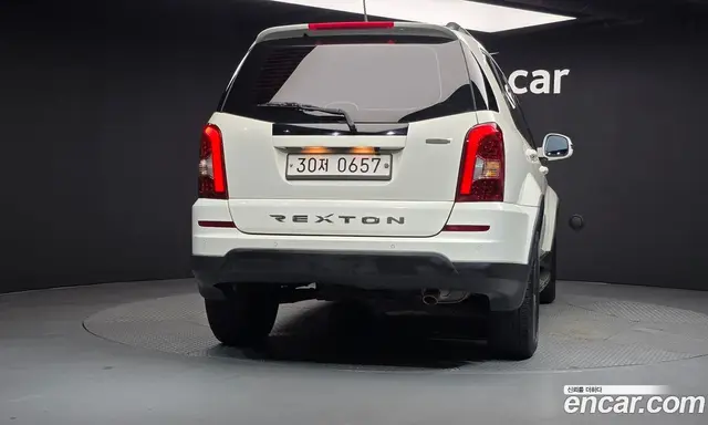 SsangYong Rexton 2016 2.2 автомат (гидро), миниатюра 4 SsangYong Rexton 2016 2.2 автомат (гидро), миниатюра 4