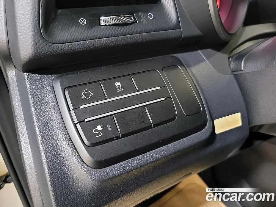 SsangYong TIBOLI 2016 1.6 автомат (гидро), фото 14