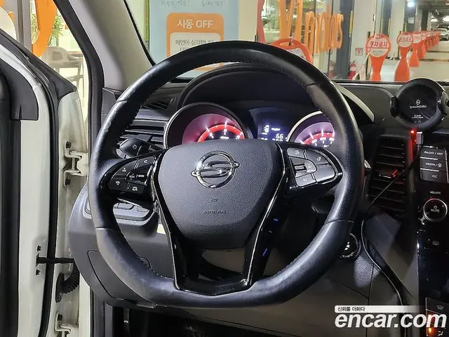 SsangYong TIBOLI 2016 1.6 автомат (гидро), миниатюра 9