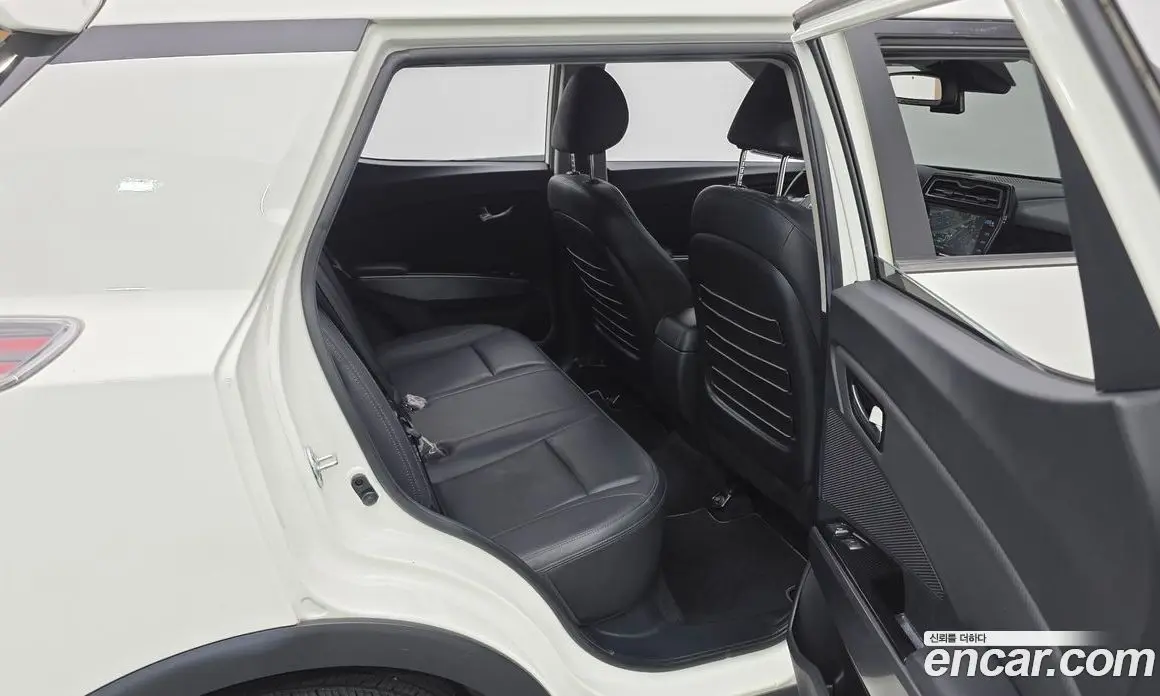 SsangYong TIBOLI 2022 1.5 автомат (гидро), фото 11